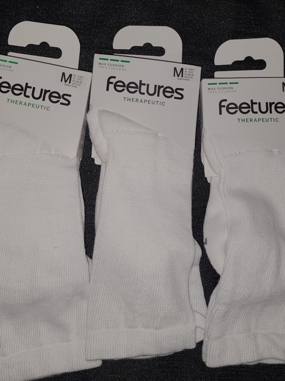 FEETURES ELITE MAX CUSHION SOCKS